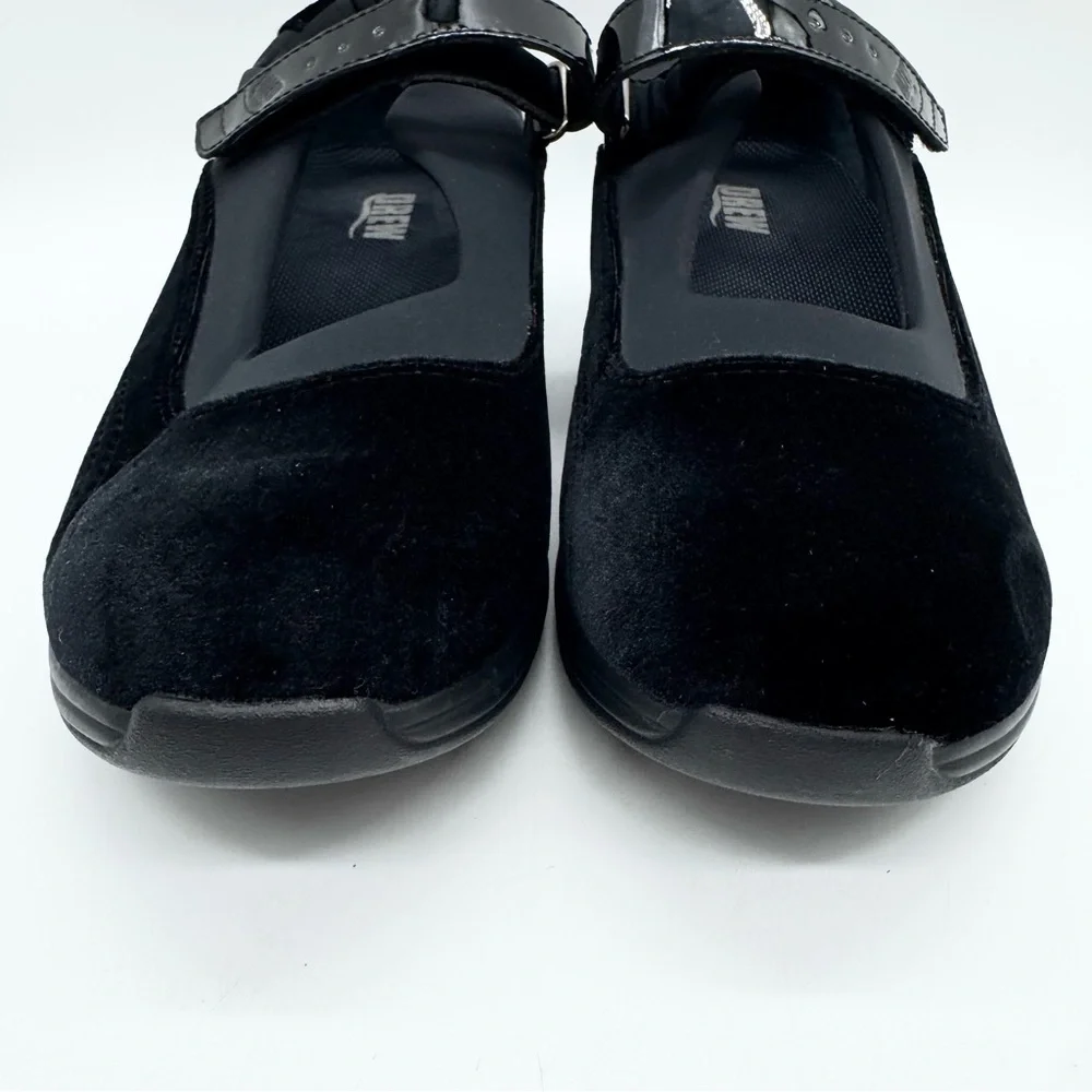 NWOT Drew Rose Black Velvet Mary Jane Flat‎ Size 10.5 WIDE Comfort Shoes